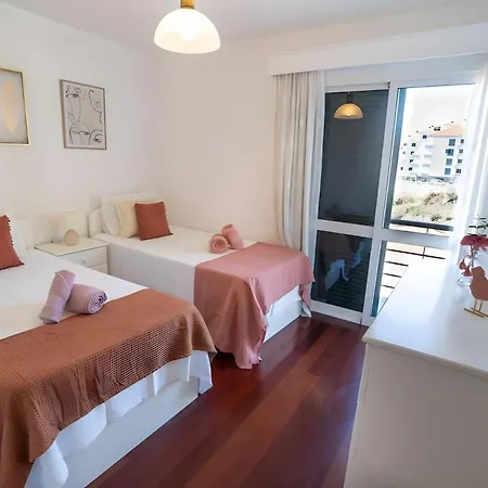 Moradia Boa Vista 빌라 카니코